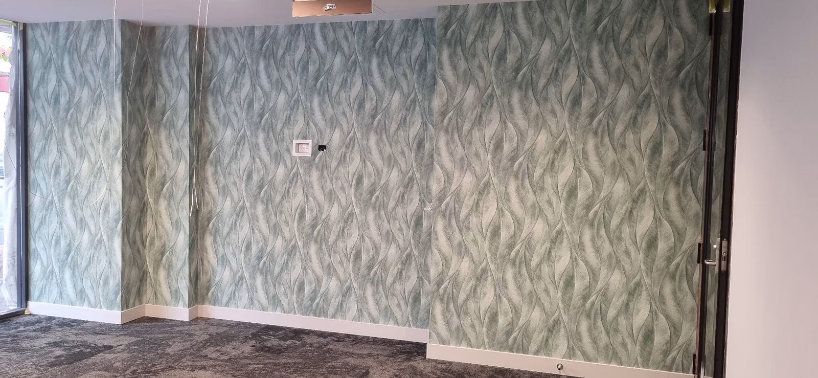 Wallpaper Hanging — 18